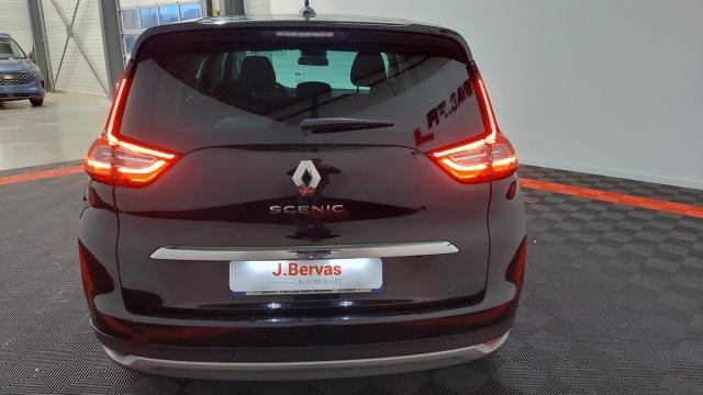 Renault Grand Scénic image 1