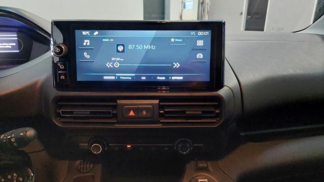 Peugeot Partner image 1