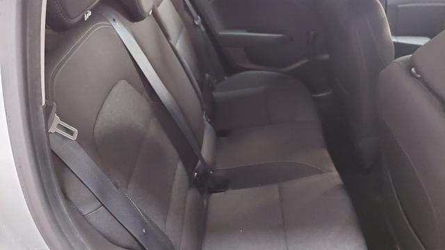 Renault Clio image 9