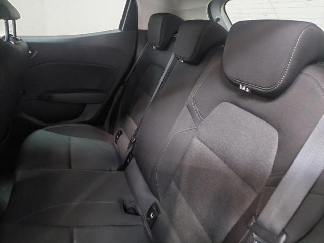 Renault Clio image 9