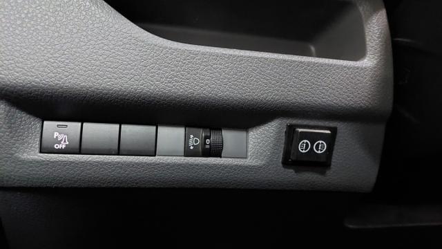 Citroen Jumpy image 2