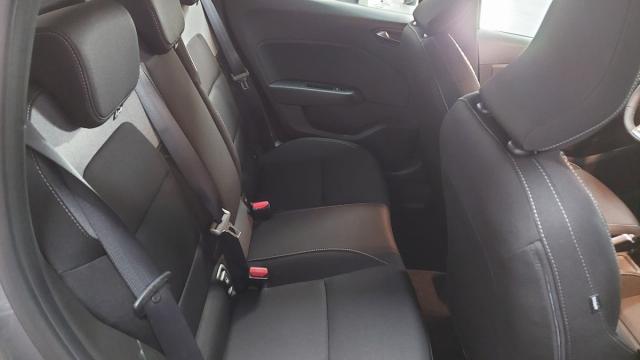 Renault Clio image 3