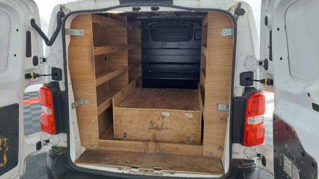 Citroen Jumpy image 2