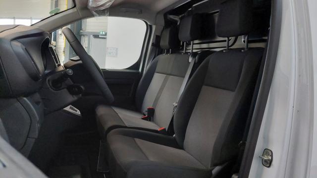 Citroen Jumpy image 7