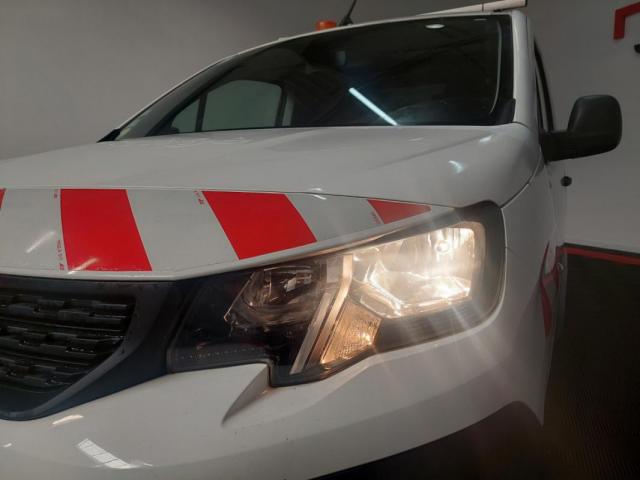 Peugeot Partner image 2