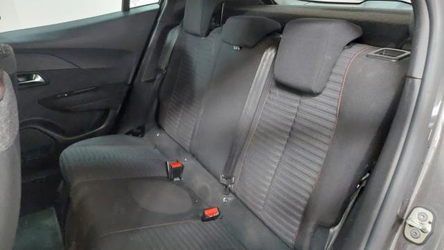 Peugeot 2008 image 6