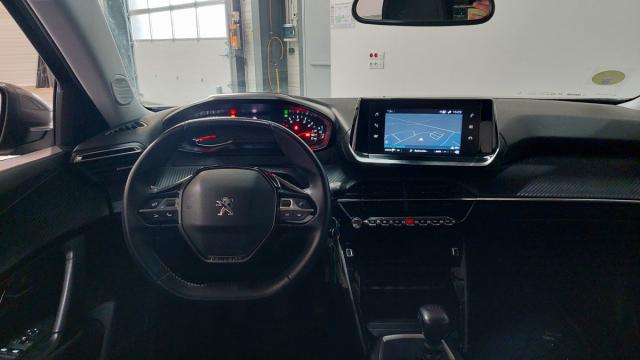 Peugeot 2008 image 8