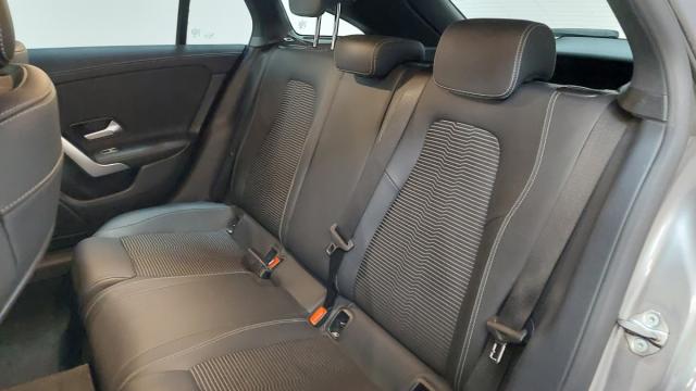 Mercedes Benz Cla Shooting Brake image 8