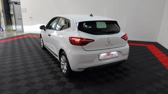 Renault Clio image 8