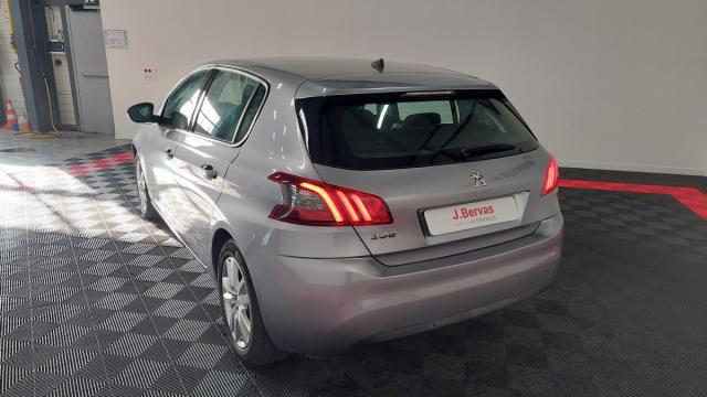 Peugeot 308 image 1