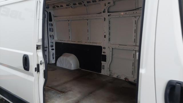 Peugeot Boxer image 6