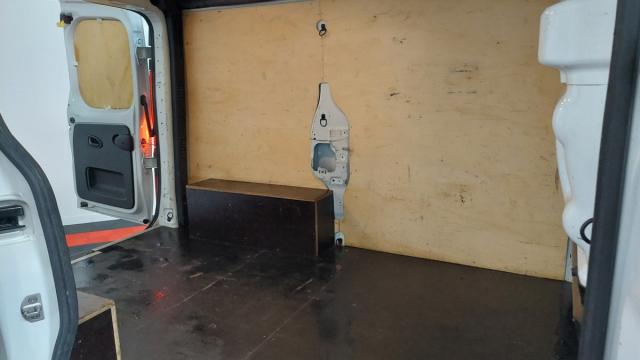 Renault Trafic image 9