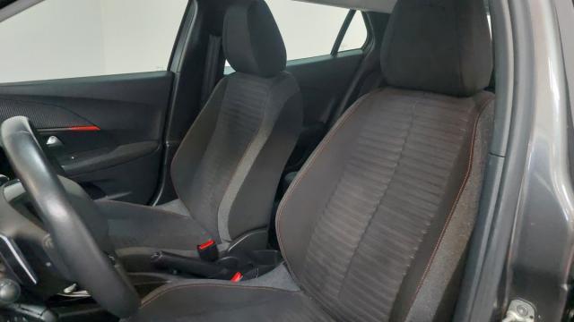 Peugeot 2008 image 6