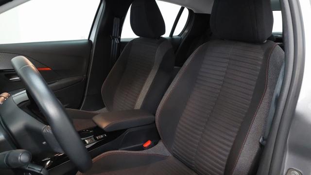 Peugeot E-208 image 6