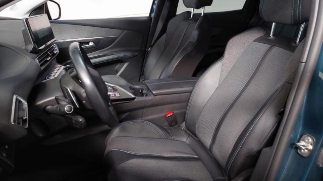 Peugeot 3008 image 3