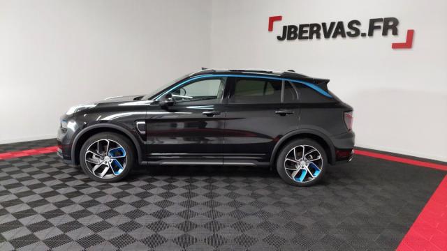 Lynk & Co 01 image 9