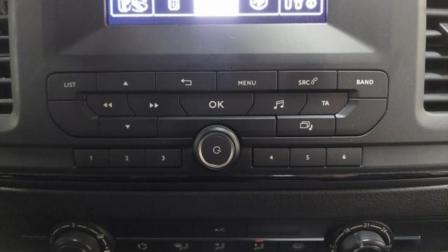 Citroen Jumpy image 3