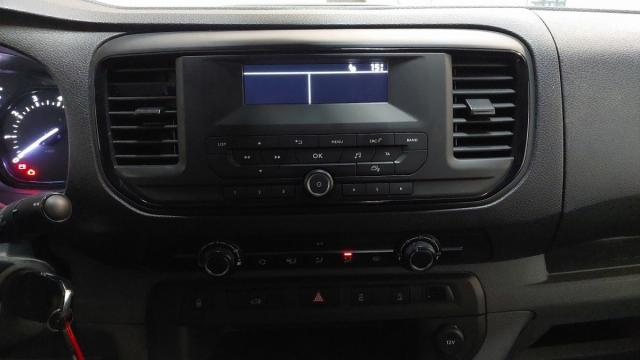 Citroen Jumpy image 6