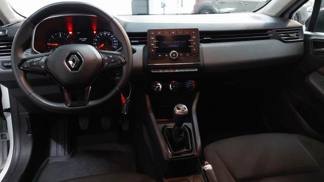 Renault Clio image 8