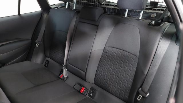 Toyota Corolla Touring Sports image 5