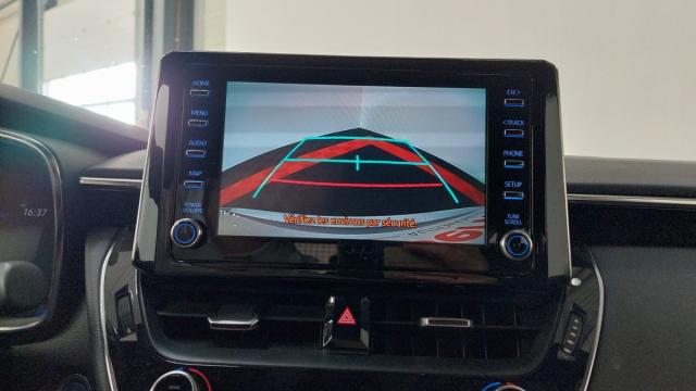 Toyota Corolla Touring Sports image 2