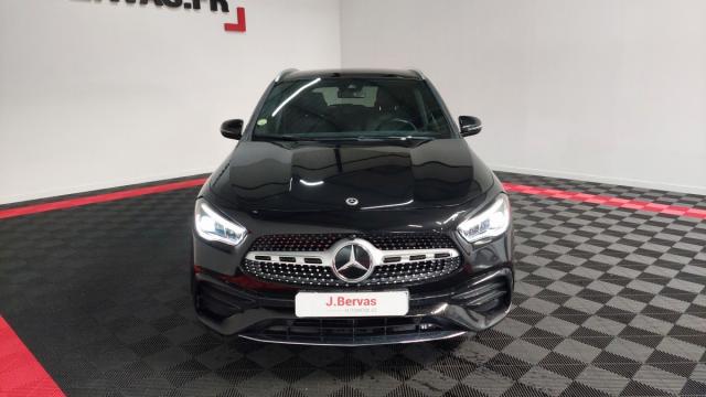 Mercedes Benz Gla image 9