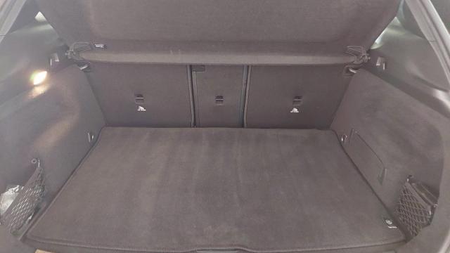 Mercedes Benz Gla image 7