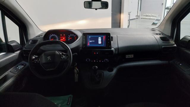 Peugeot Partner image 9