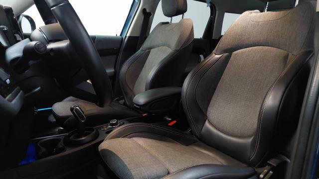 Mini Countryman image 3