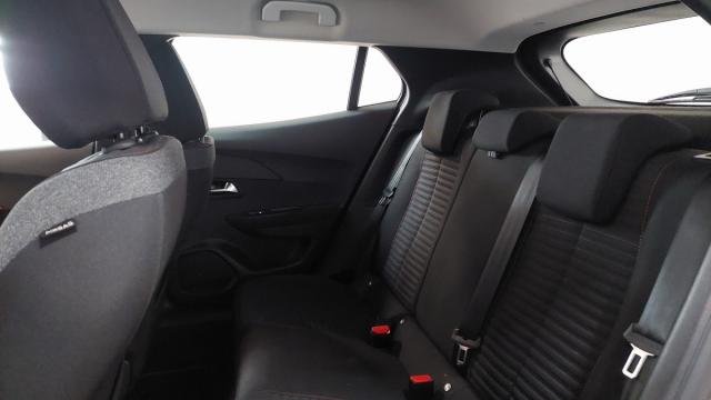 Peugeot 2008 image 5