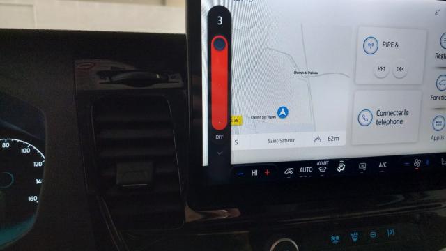 Ford Transit image 9