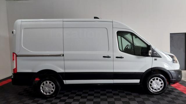 Ford Transit image 5