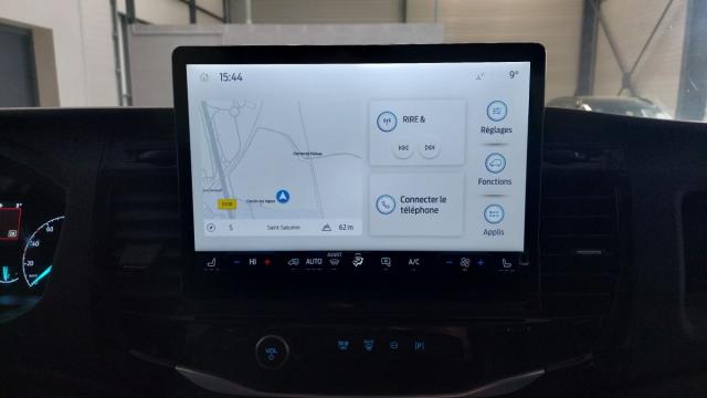 Ford Transit image 3