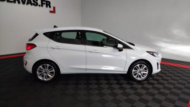 Ford Fiesta image 6