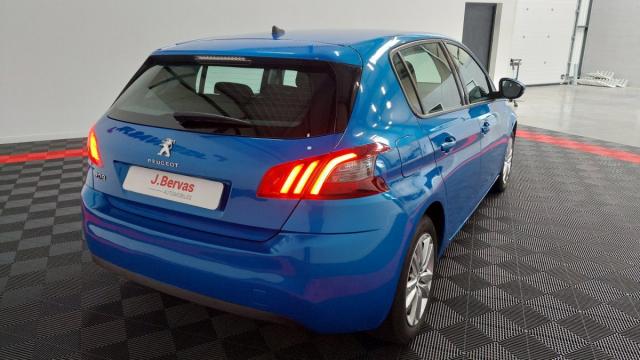 Peugeot 308 image 1