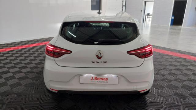 Renault Clio image 9