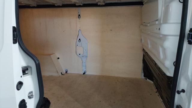 Renault Trafic image 3