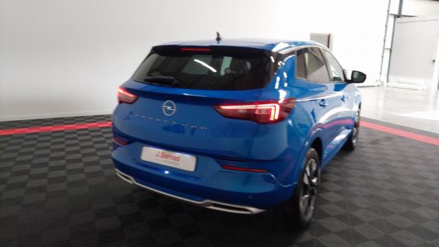 Opel Grandland image 9
