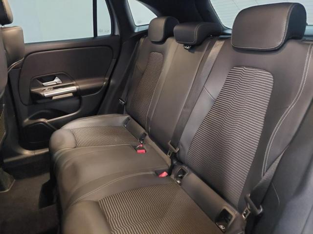 Mercedes Benz Gla image 4