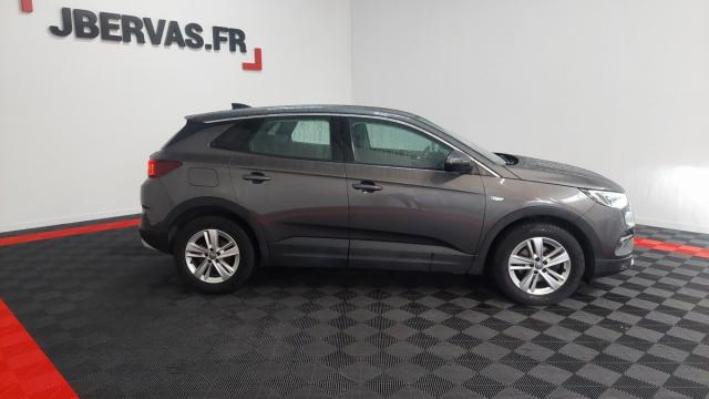 Opel Grandland X image 2