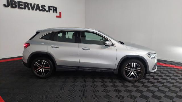 Mercedes Benz Gla image 8