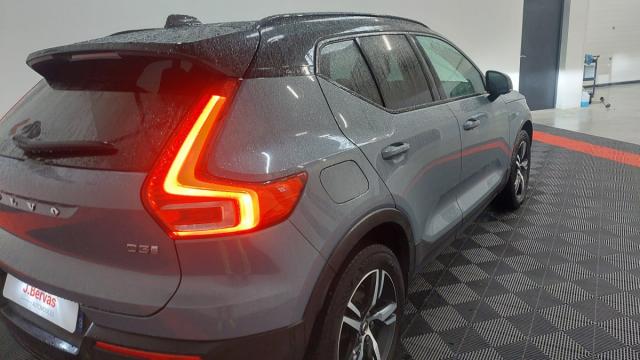 Volvo Xc40 image 9