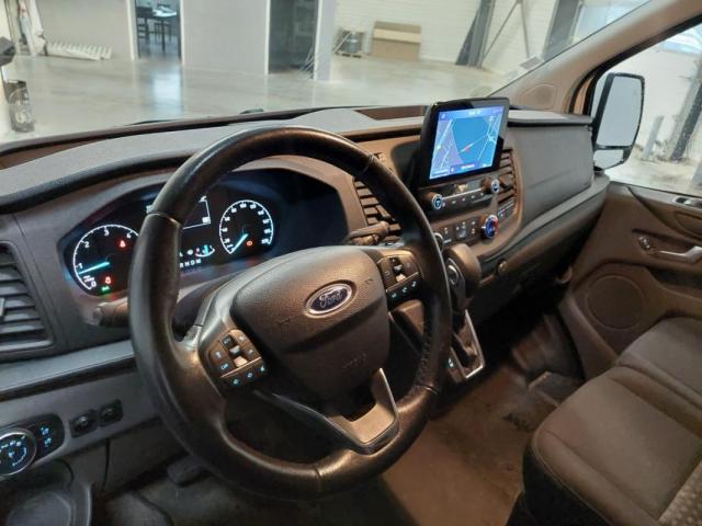 Ford Transit Custom image 2