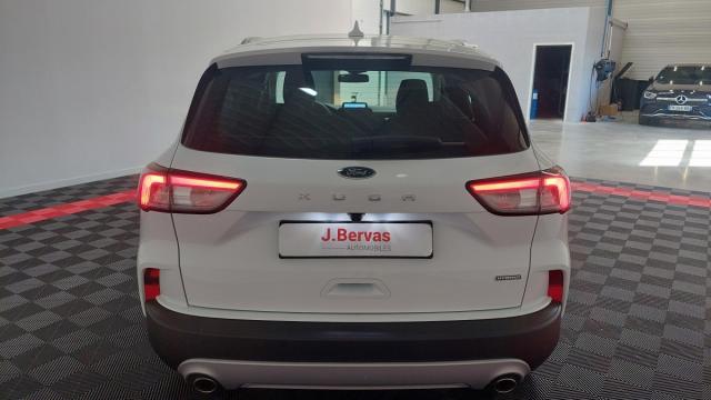Ford Kuga image 9
