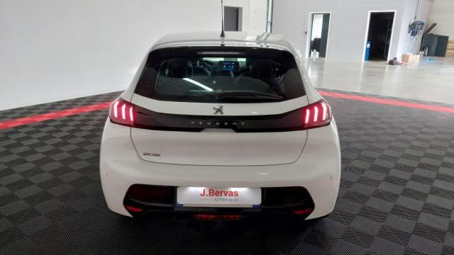 Peugeot 208 image 5