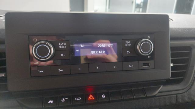 Renault Trafic image 6