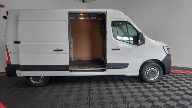 Renault Master image 8