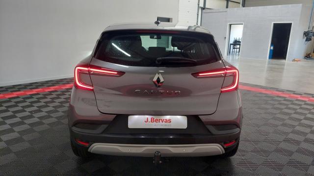 Renault Captur image 8