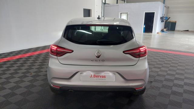 Renault Clio image 9