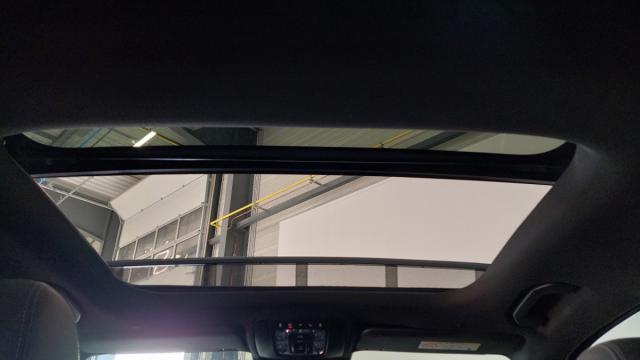 Mercedes Benz Glb image 5